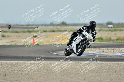 media/Apr-18-2025-TrackDaz (Fri) [[45f5874c44]]/C Group/Session 1 (Turn 7)/